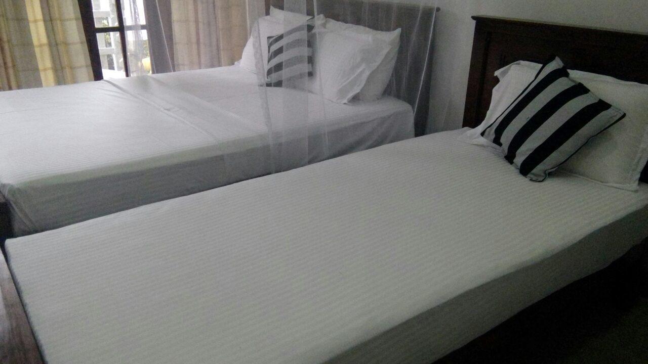 White Heart Hotel Ella Phòng bức ảnh