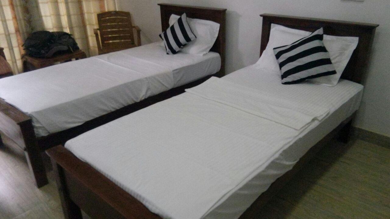 White Heart Hotel Ella Phòng bức ảnh