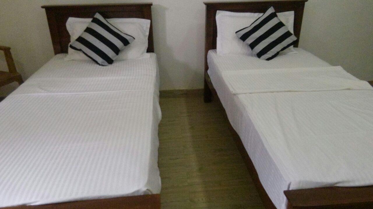 White Heart Hotel Ella Phòng bức ảnh